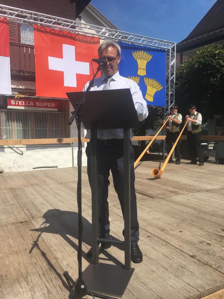 Bundesfeier 2018 im Dorfkern mit 1. Augustansprache von Regierungsrat Christian Schäli.