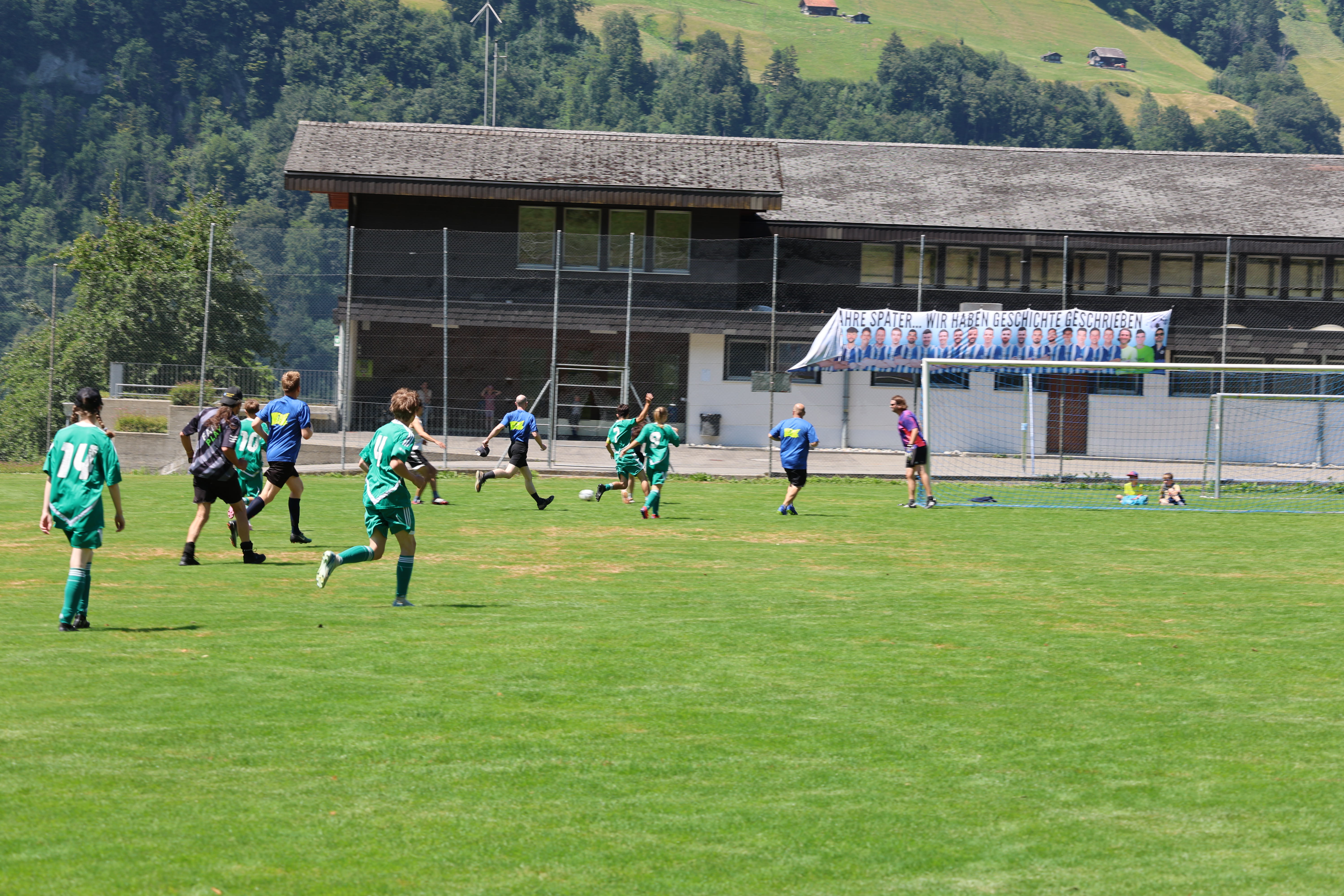 Lehrer vs. AK 26