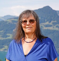 Eberli Karina