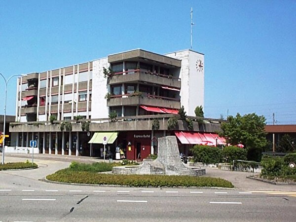 Bahnhofgebäude