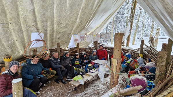 Peter Bruhin im Waldkindergarten