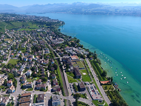 Männedorf im Sommer