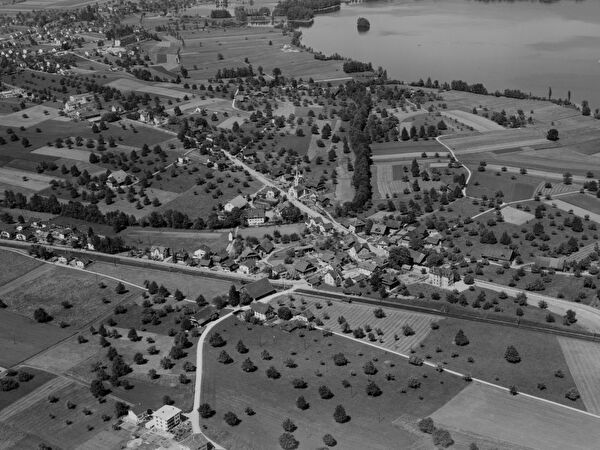 Zentrum 1964 mit neuer Brücke