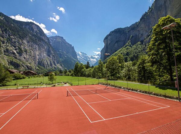 Tennisanlage im Eyetli in Lauterbrunnen