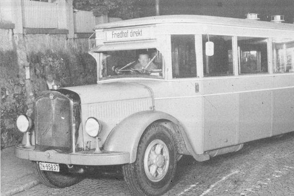 Erster Wädenswiler Autobus, eingeführt 1953.