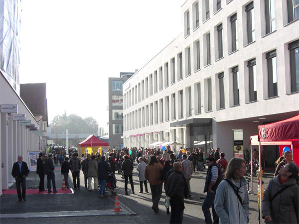 Die Marktstrasse wurde im Oktober 2008 eröffnet. Sie erfreute sich von Anfang an vieler Besucher.