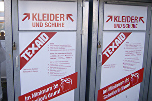 Sammelbehälter für Textilien und Schuhe