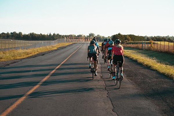 Symolbild Fahrradfahrerinnen