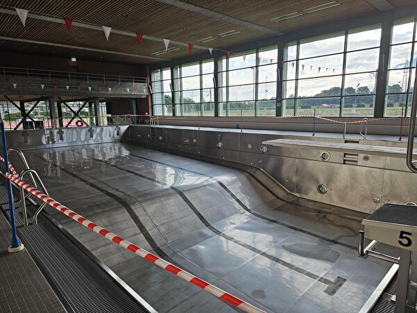 Hallenbad Flös