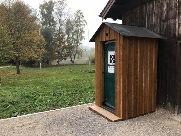 Mobiles WC beim Bettenauer Weiher