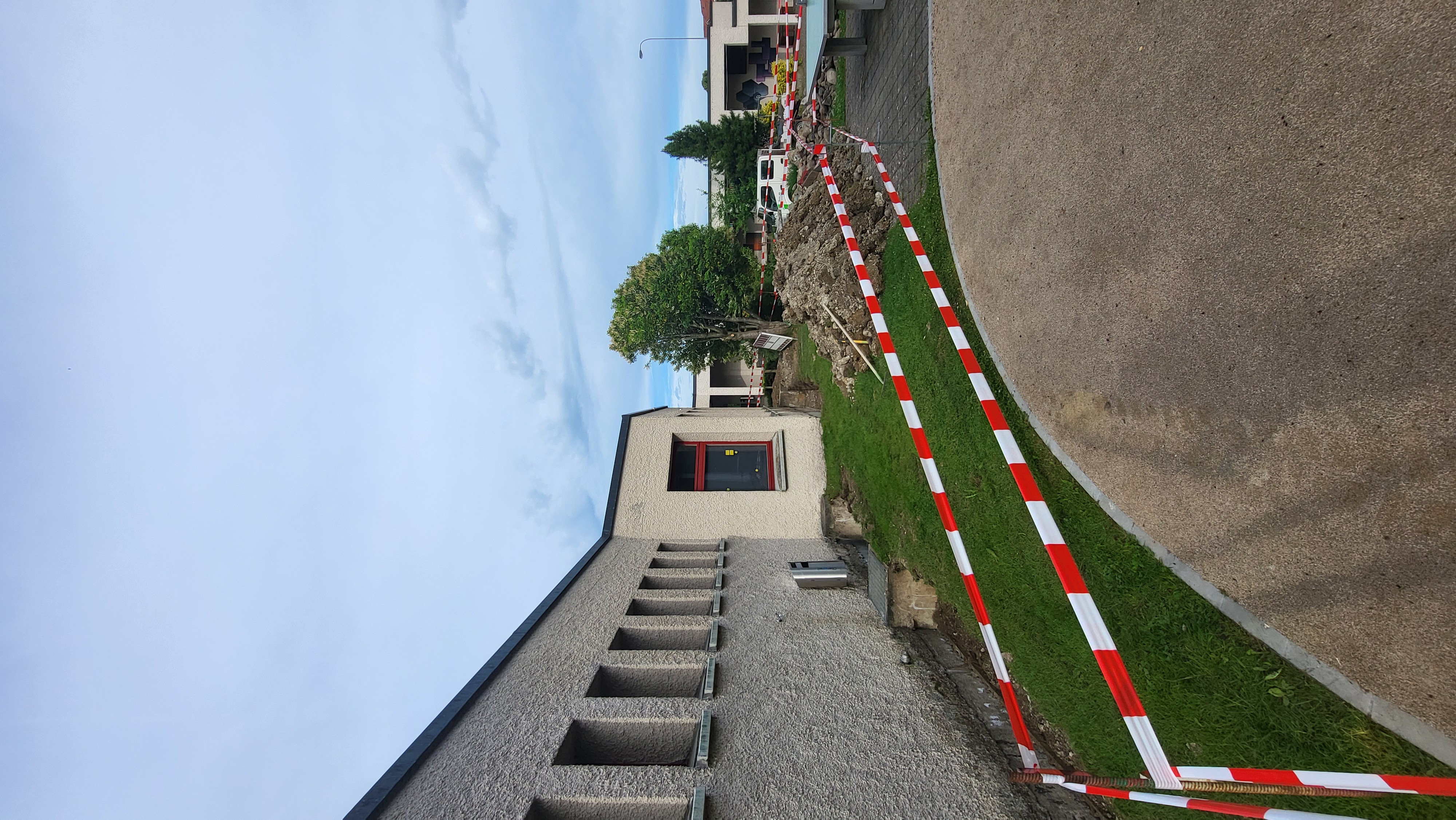 Fassade der Primarschule Bichwil - Sanierung gestartet