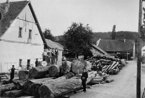 Die Säge stand auf dem Areal der früheren "Ölpresse", Sägestrasse 1-5. (1947 abgebrochen)