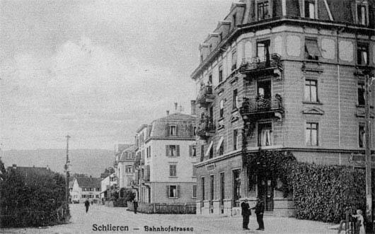 Die LSB fuhr durch die Bahnhofstrasse bis zur Krone vor dem Bahnhof Schlieren.