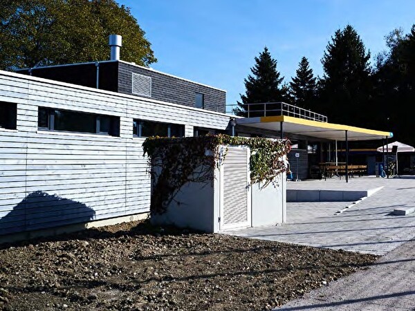 Garderobe aussen