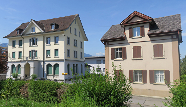 Häuser im Dorfzentrum
