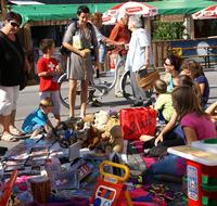 Der jährlich stattfindende Flohmarkt der Marbacher Jugend ist nur einer von vielen zahlreichen in der Gemeinde gepflegten Bräuchen.