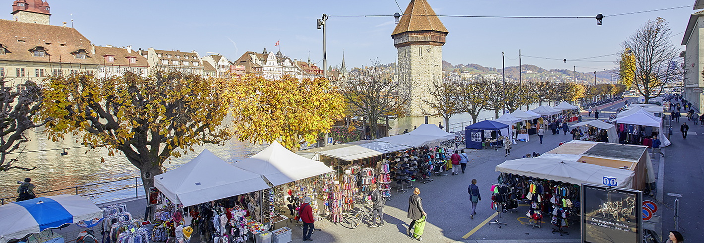 Monats-Warenmarkt