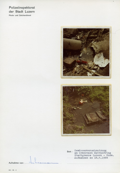 Nicht nur öffentliche Kehrichtdeponien waren bis weit ins 20. Jahrhundert hinein gang und gäbe. Auch das wilde Deponieren von Abfall war weit verbreitet. Hier das Beispiel am Grenzbach im Matthof, 1964.