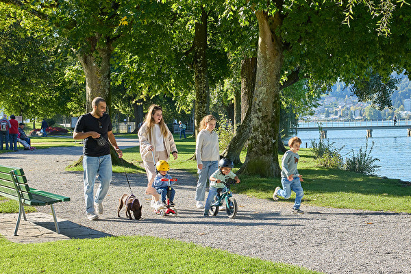Kinder Jugend Familie