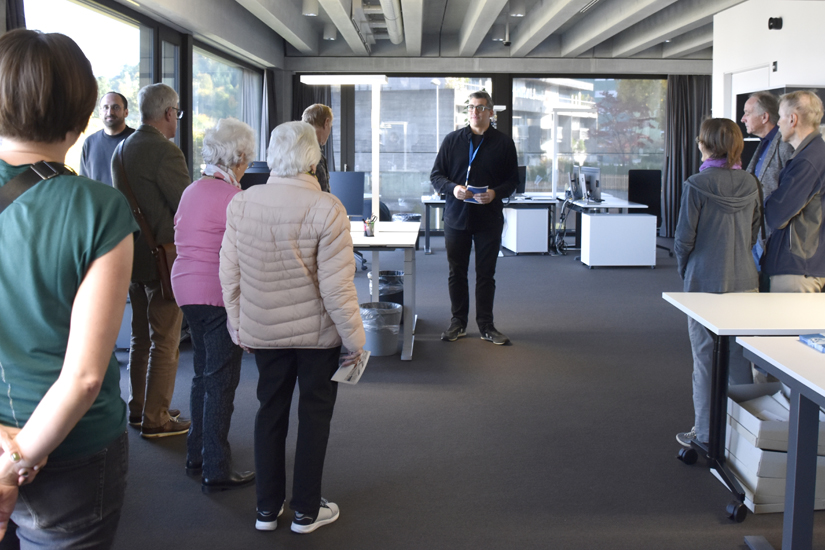 Die Arbeitsschritte, die nötig sind, um aus Verwaltungsakten recherchierbare Archivalien zu machen, laufen im Verborgenen in den Büros ab.