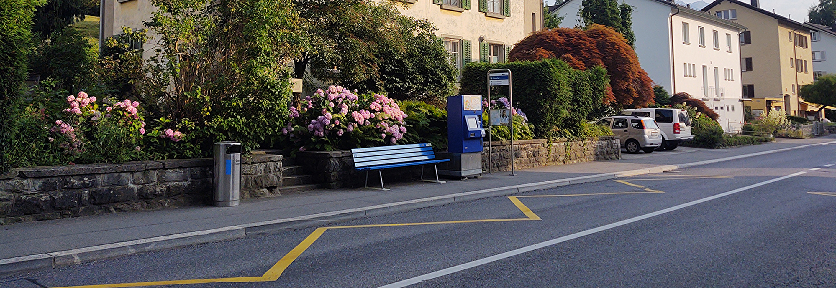 Provisorische Bushaltestelle Richtung Friedentalstrasse