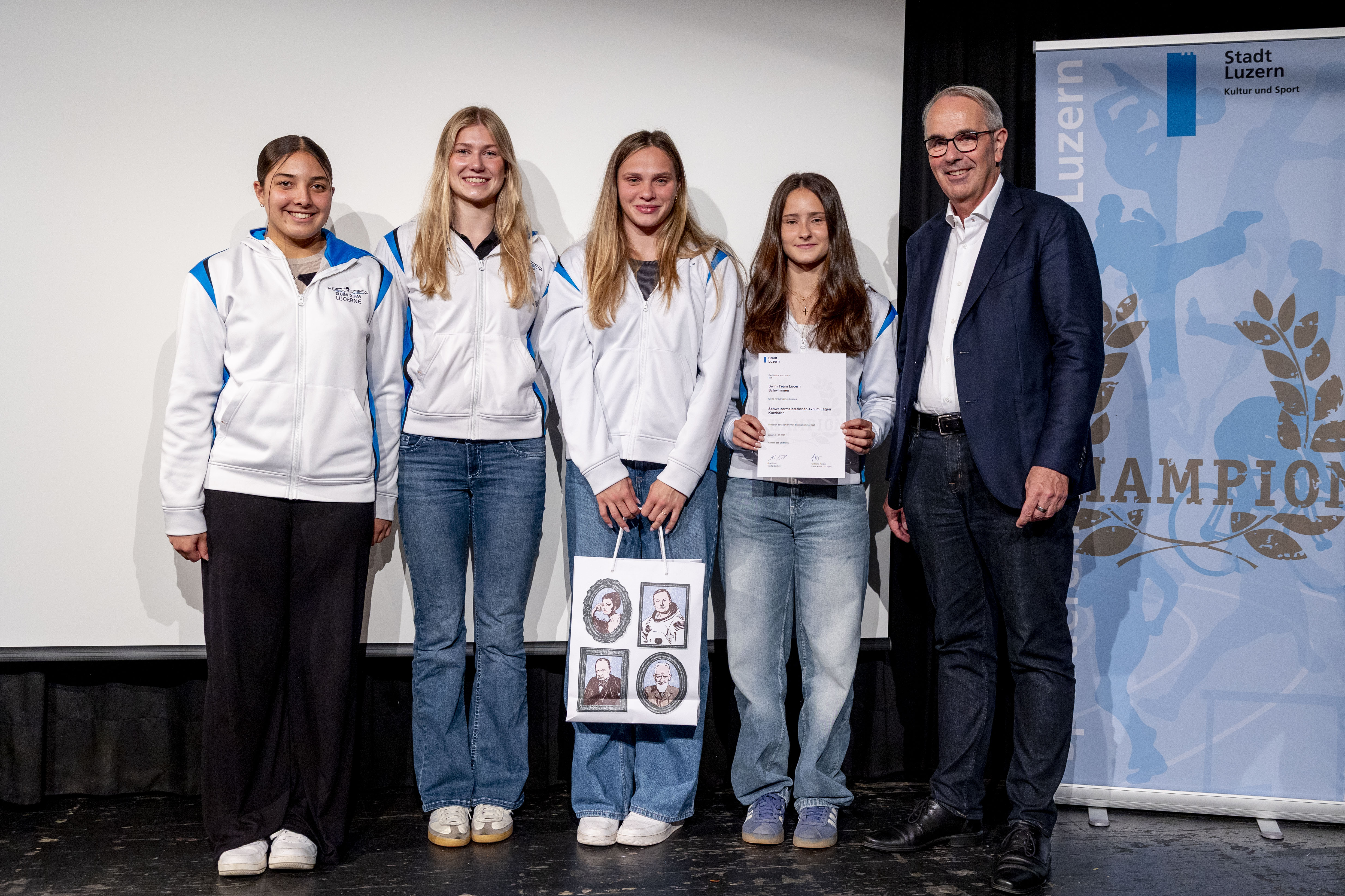 Swim Team Lucerne mit Beat Züsli