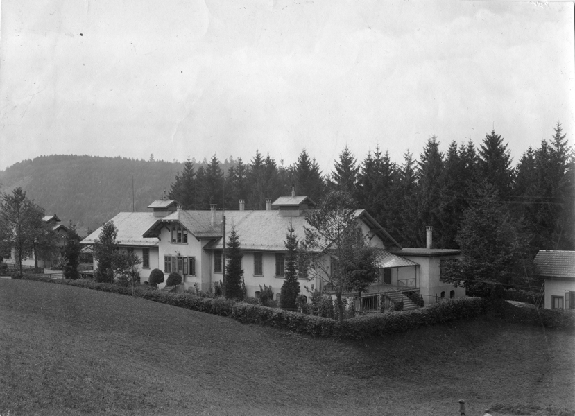 Mit dem Neubau wurde 1896 mehr Raum für die Pflege ansteckender Patienten geschaffen.