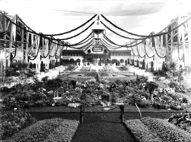 Der Zentralschweizerische Handelsgärtnerverein organisierte in und um die Festhalle eine Ausstellung, an der sich 20 Zentralschweizer Gärtnereien beteiligten.