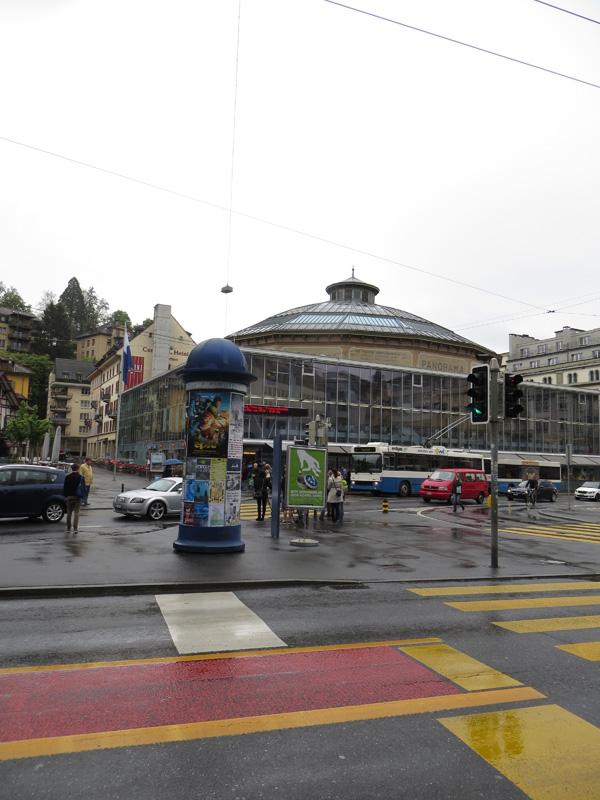 Luzern glänzt – gegen Littering von Zigarettenstummel