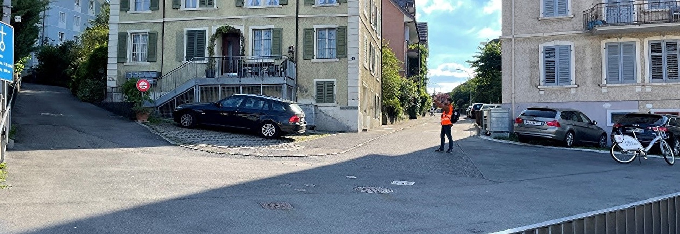 Sanierungsarbeiten und Schaffung einer Begegnungszone in der Helgengüetlistrasse 