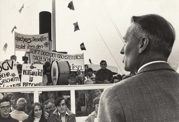 Rechts im Bild: SGV-Direktor Emil Schacher