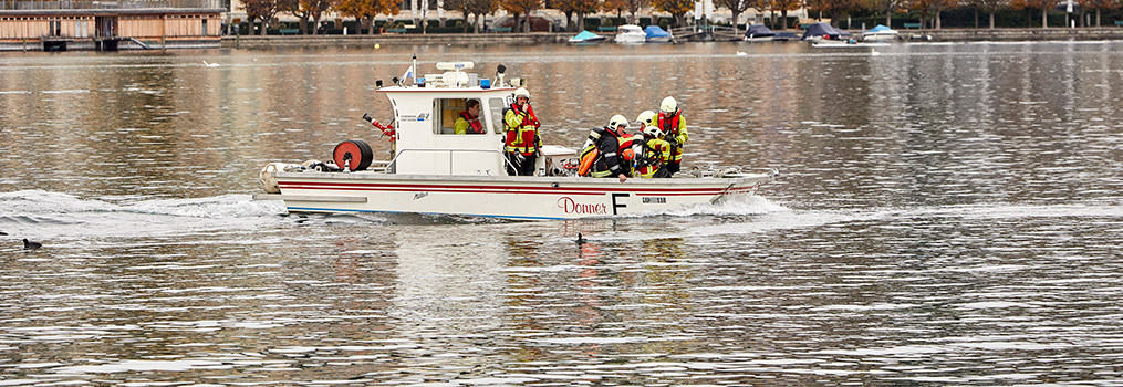 Zugschlagsverfügung für Lösch- und Rettungsboot der Feuerwehr
