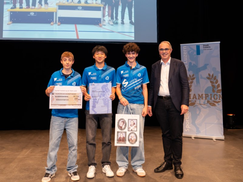 Knaben Team U15, Tischtennisclub Rapid mit Beat Züsli 