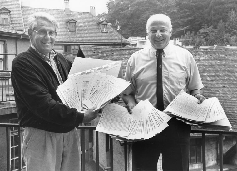 Rechts Gründer und Präsident des Vereins PRO DBB, Hermann Suter. 1993 folgte eine Volksinitiative, die 1998 allerdings wieder zurückgezogen wurde.