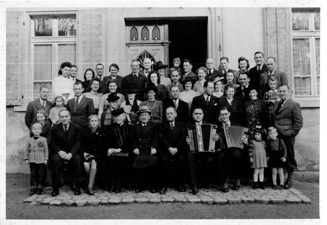 Kennen Sie einzelne Personen auf diesem Bild?