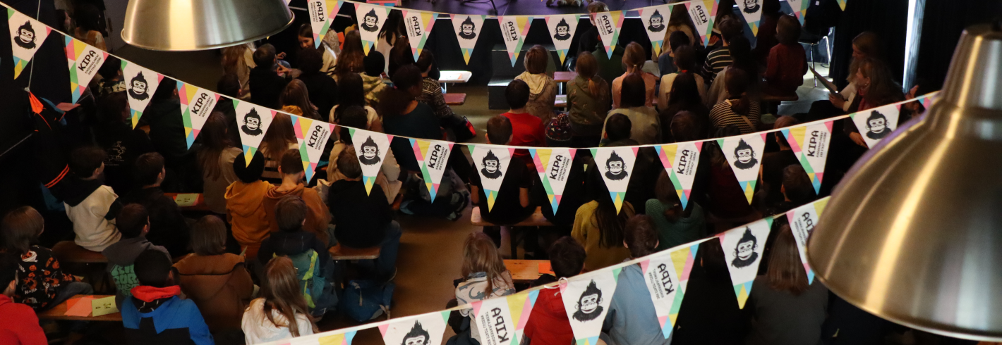 Preisvergabe des Kinderparlaments