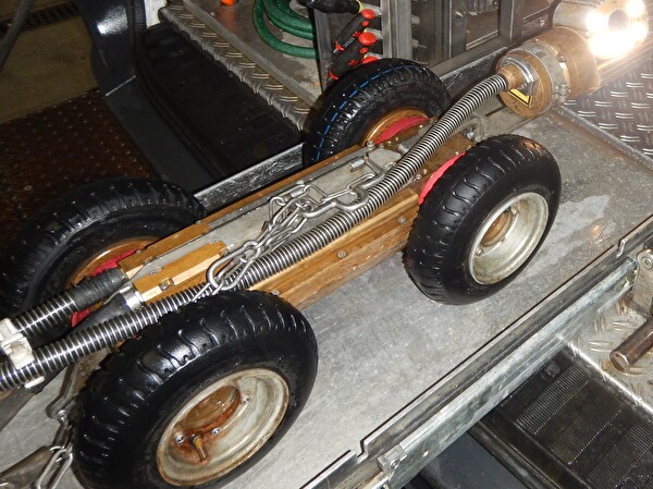 Kamera zur Durchführung von Kanal-TV-Aufnahmen