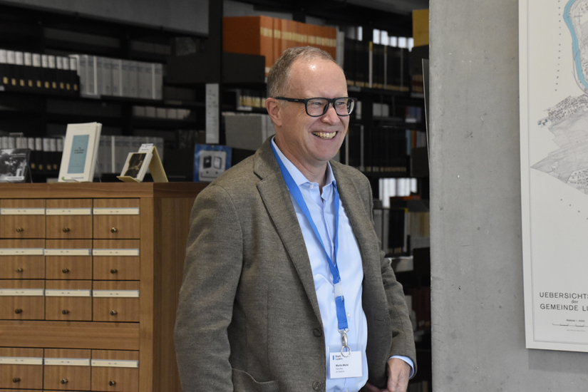 Alt Stadtrat Martin Merki war nicht nur Gast, er bot selber eine Führung im Kulturgüterraum an.