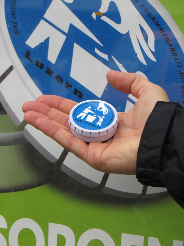 Luzern glänzt – gegen Littering von Zigarettenstummel