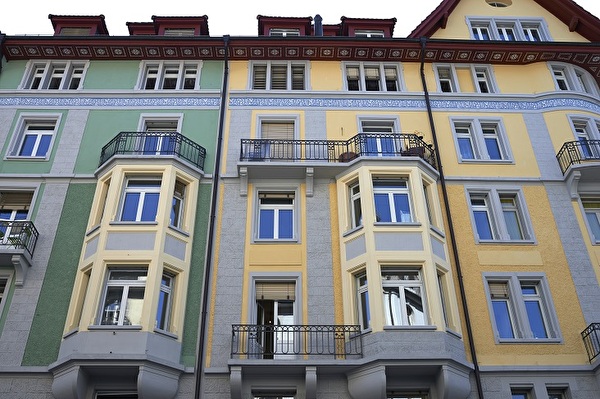 Architektonisch wertvolles Gebäude an der Waldstätterstrasse