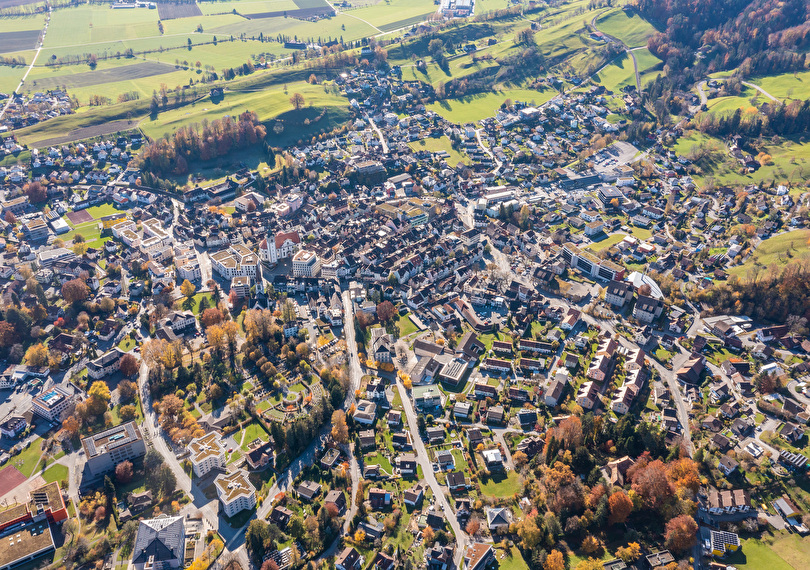 Budgetbericht 2026: Der Stadtrat beantragt einen unveränderten Steuerfuss bei 107 Prozent.