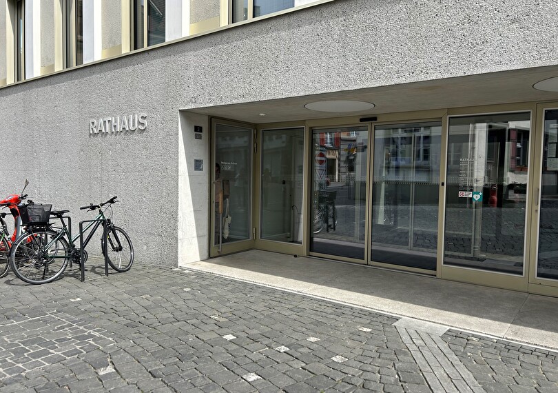 Haupteingang vom Rathaus 