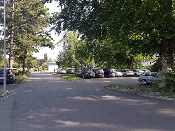 oberer Parkplatz Sportanlage Gesa