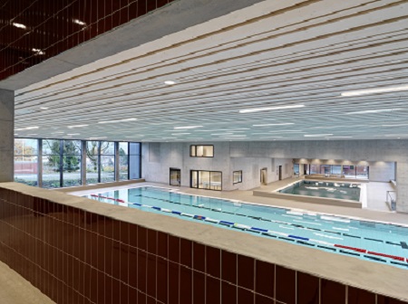 Blick in die Schwimmhalle des aquaRii