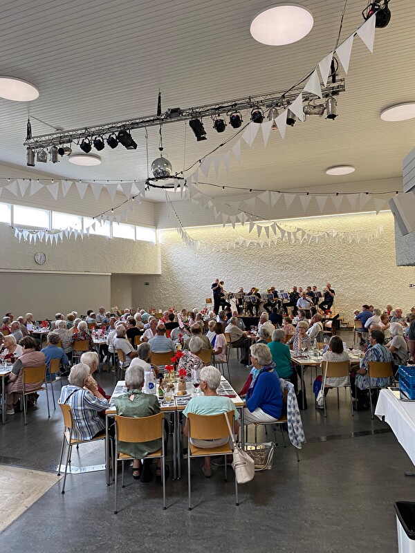 Altersfeier im Kulturraum Jung Rhy