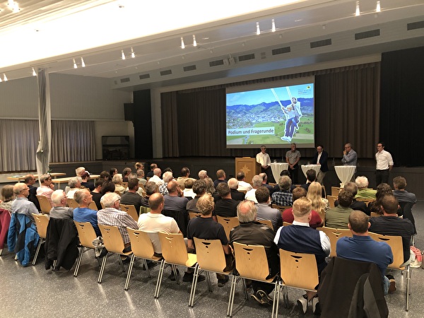 Informationsanlass für direkt Betroffene der Ostumfahrung: In einer Diskussion beantworteten die Verantwortlichen der Stadt und Fachexperten die Fragen zu den Landverhandlungen.