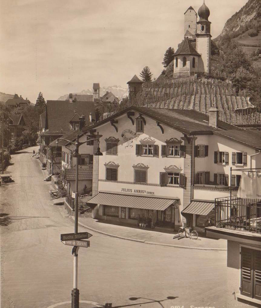 ca. 1940: Die heutige Apotheke "Anrig" ist im Kern eines der ältesten Gebäude von Sargans.