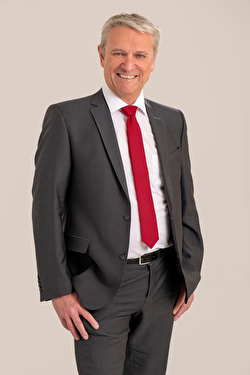 Bernhard Hauser