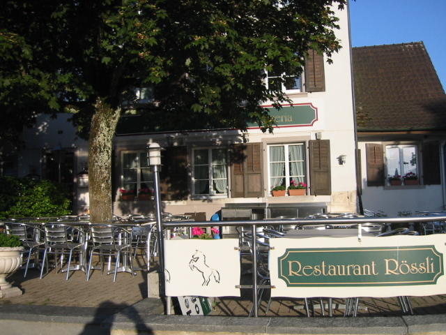 Rest. Rössli an der Dorfstrasse