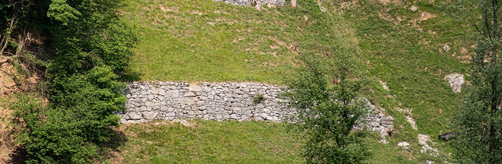 Trockenmauer